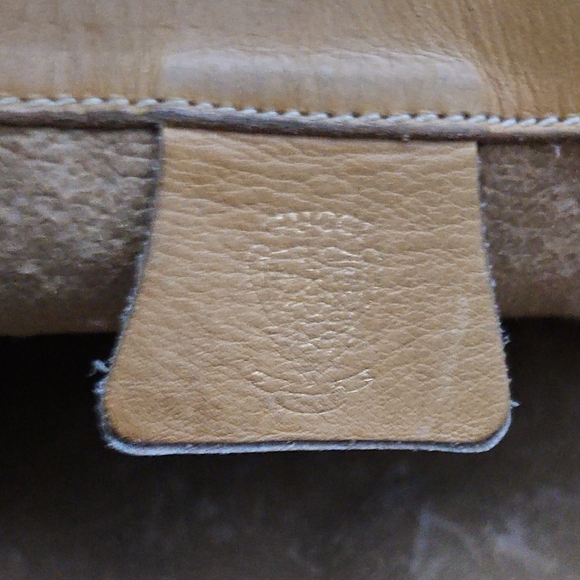 Gucci Tan and Brown Patterned Shoulder Bag - Picture 2 of 4